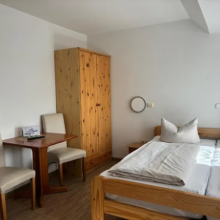 Hotel-restaurant Cafe Caro Hotel 3*